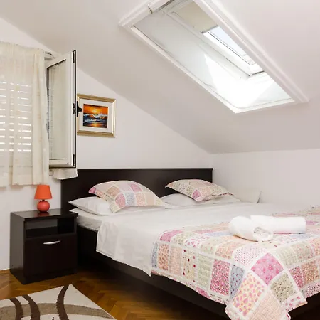 Mala Ana Apartamento